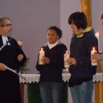 Luise, Manuel, Monja mit ihren Tauferinnerungskerzen